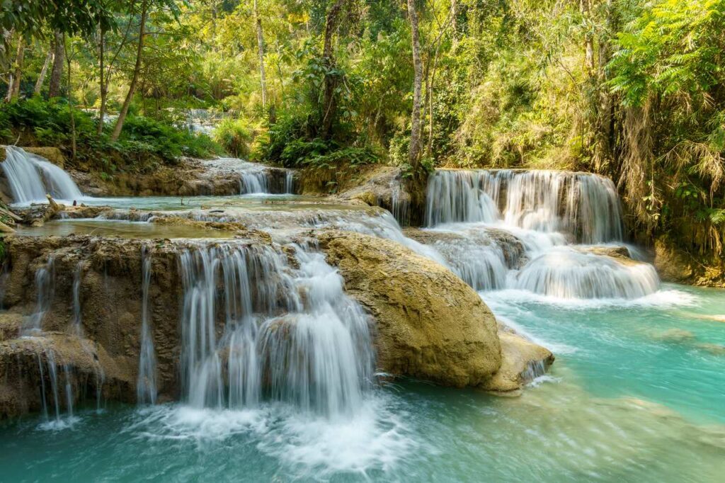 laos kuang si wasserfall 1