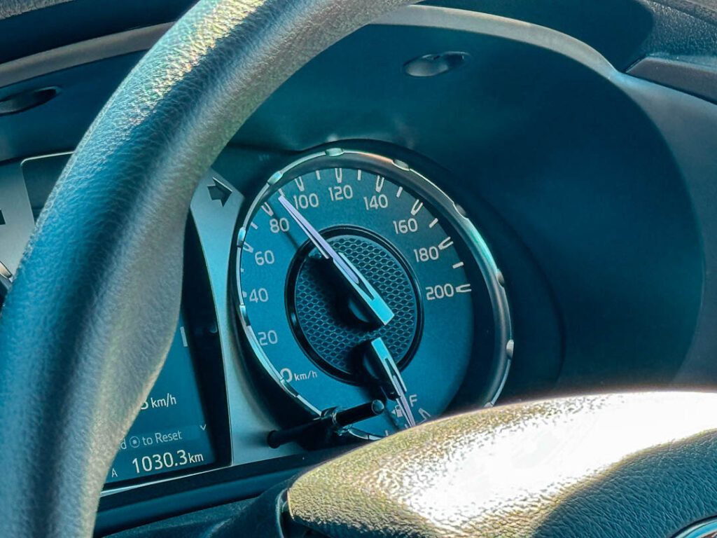 geschwindigkeitsbegrenzung namibia mietwagen