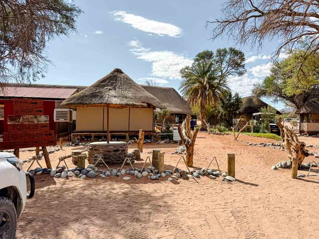 rezeption beim sesriem campingplatz nach gate 1