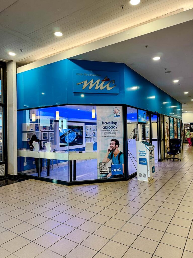 Sim Karte Besorgen Am Flughafen Im Mtc Shop