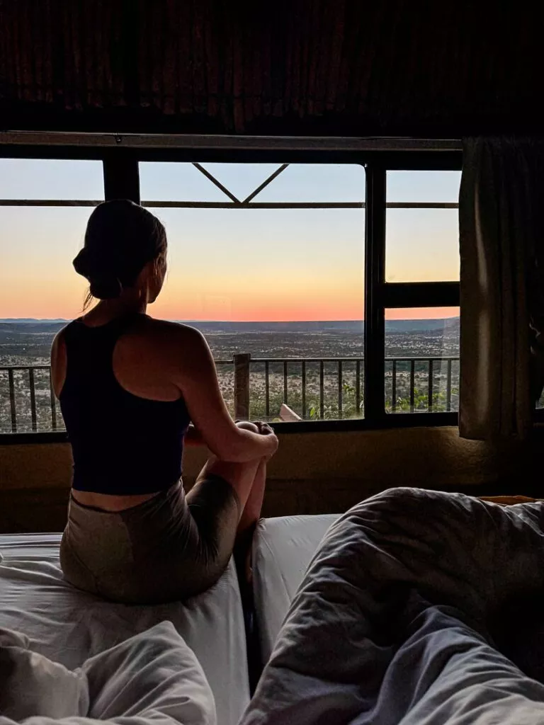 sonnenaufgang im bett bei ugab terrace lodge
