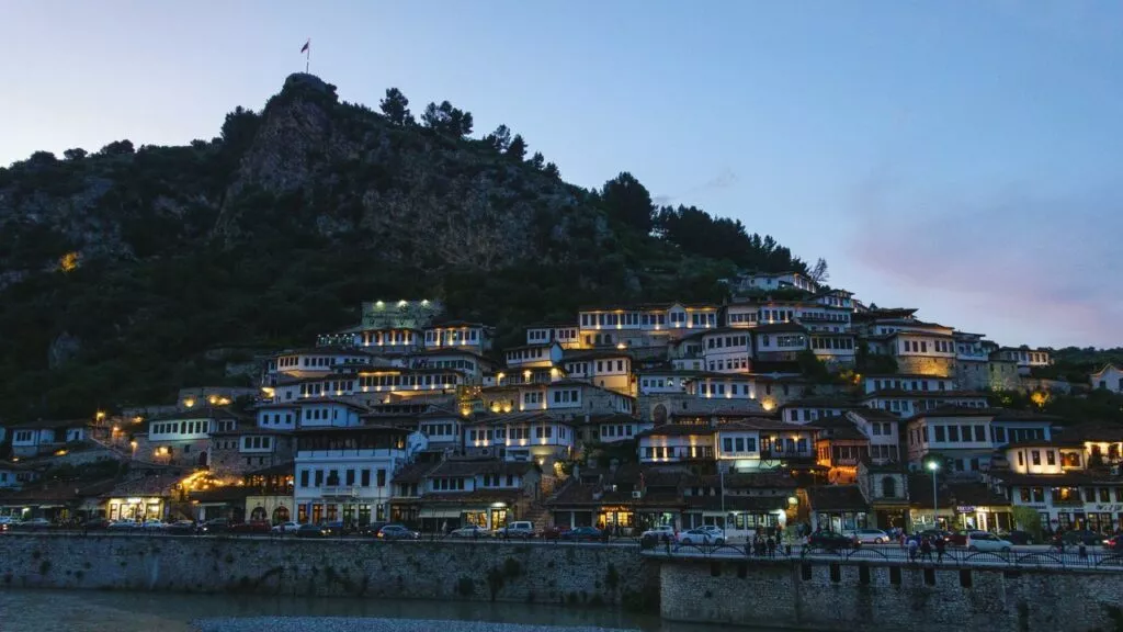 Albanien Berat Am Abend