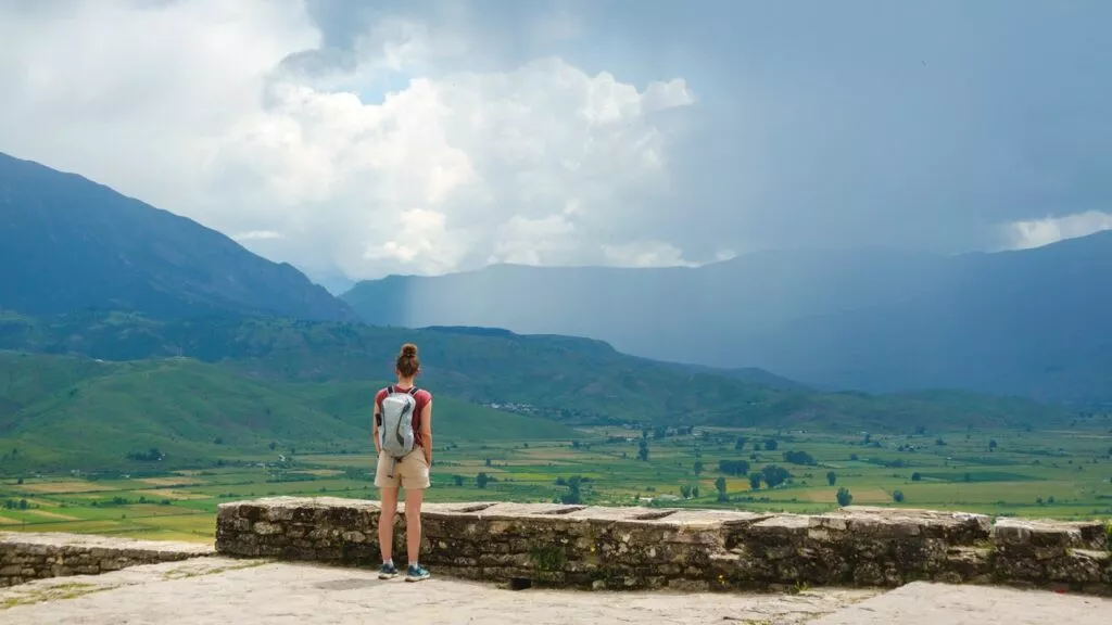 albanien blick von burg von gjirokastra Albanien Blick Von Burg Von Gjirokastra
