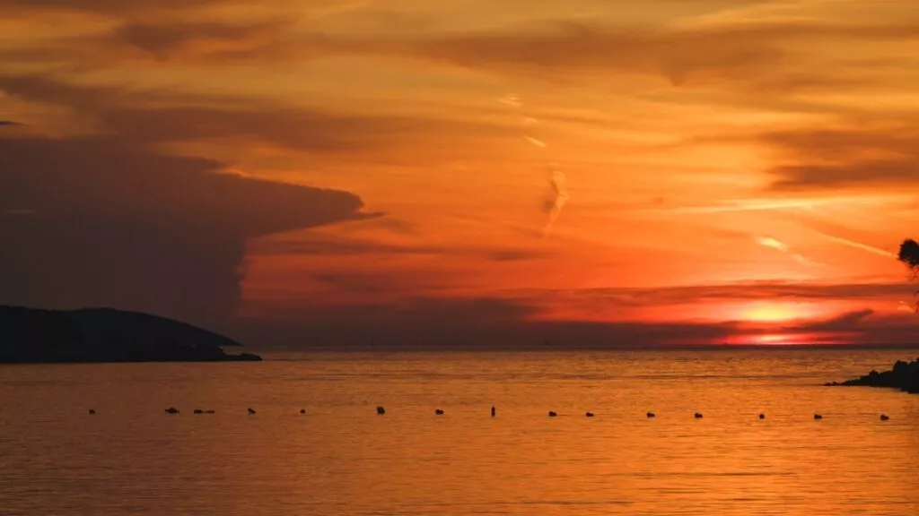 Albanien Sonnenuntergang In Ksamil