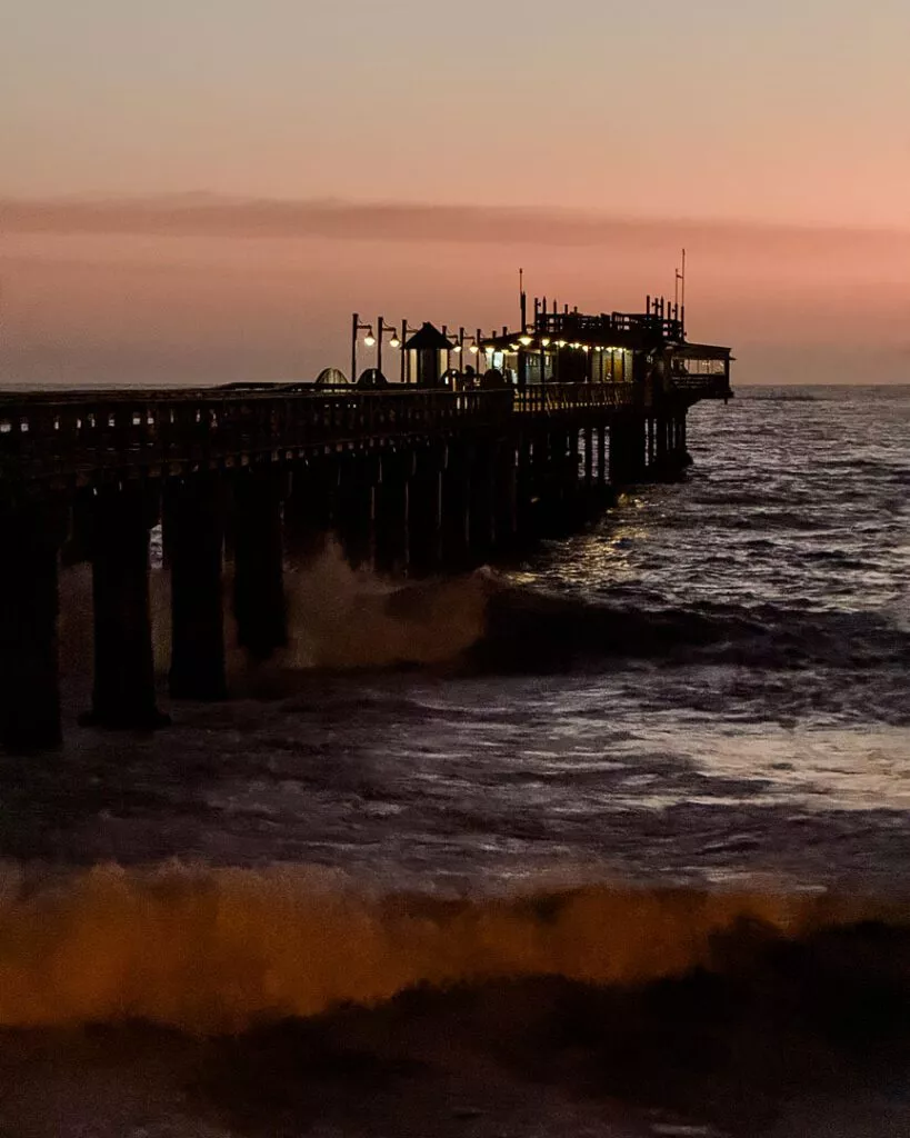 alte seebruecke in swakopmund bei sonnenuntergang namibia Alte Seebruecke In Swakopmund Bei Sonnenuntergang Namibia