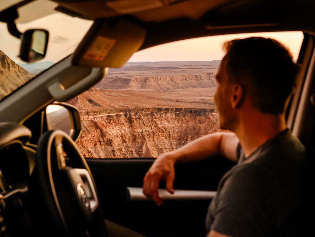 aussicht vom auto bei der canyon rim road