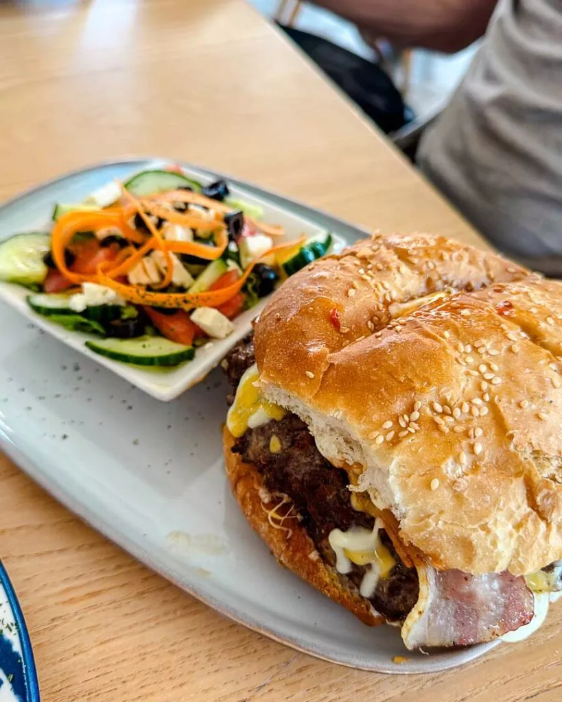 burger im the desert deli luederitz