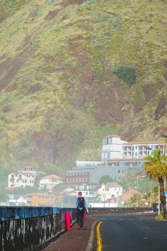 madeira strasse am meer in paul do mar