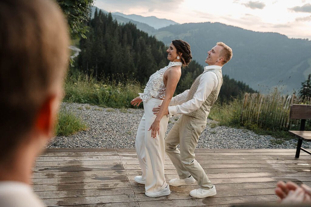 nina tom weddication auf der zachhofalm 8