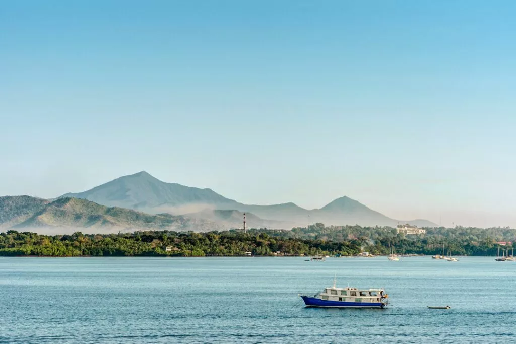 philippinen puerto princesa baywalk