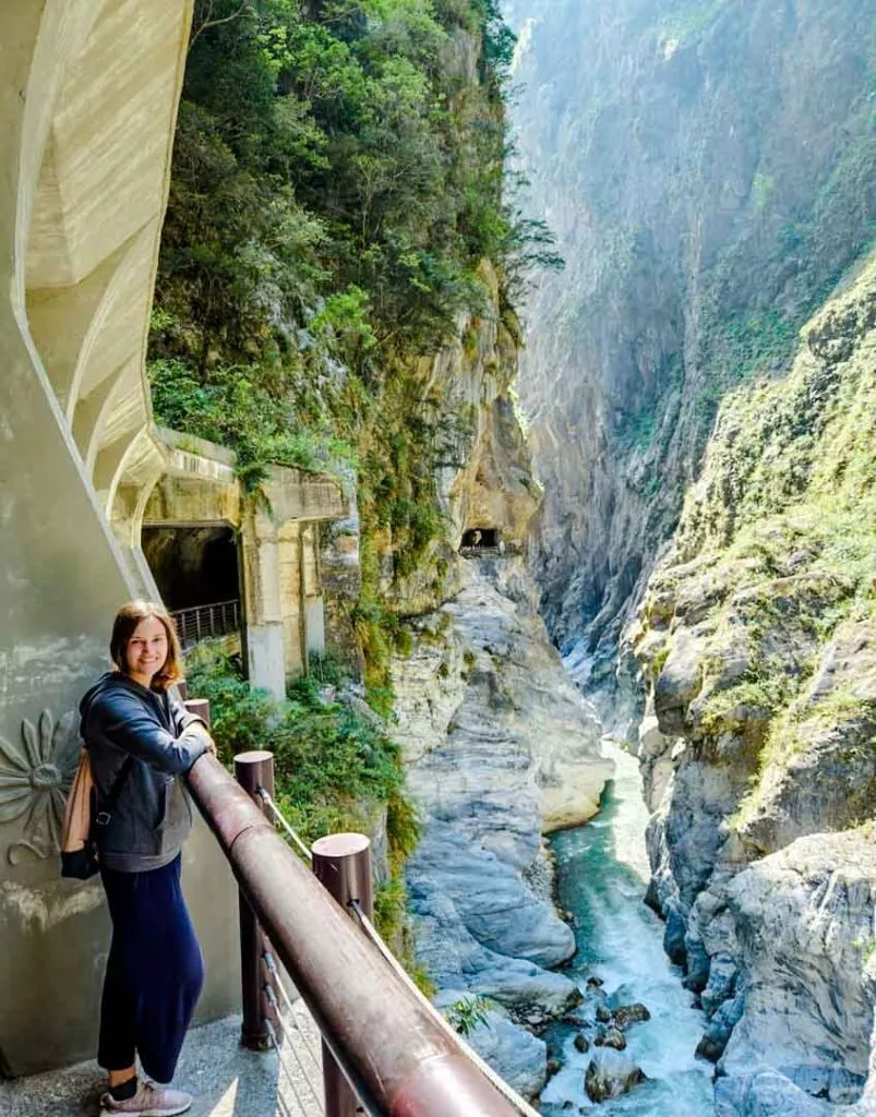 taiwan taroko tunnel of nine turns taiwan taroko tunnel of nine turns
