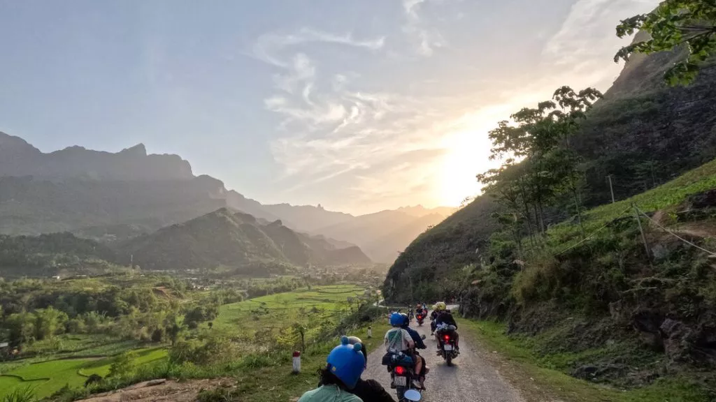 Vietnam Ha Giang Loop Fahrt zum Sonnenuntergang Vietnam Ha Giang Loop Fahrt zum Sonnenuntergang