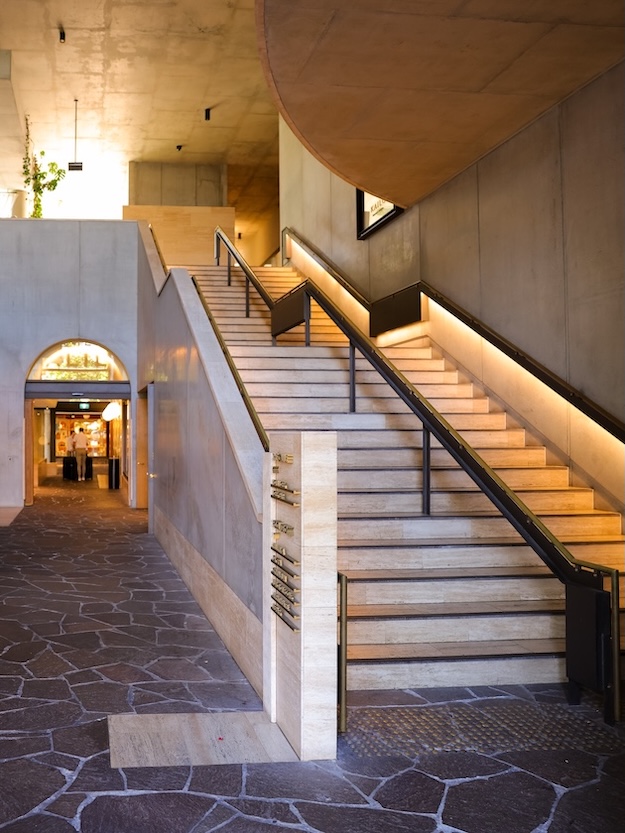 brisbane australien lobby des calile hotel im fortitude valley