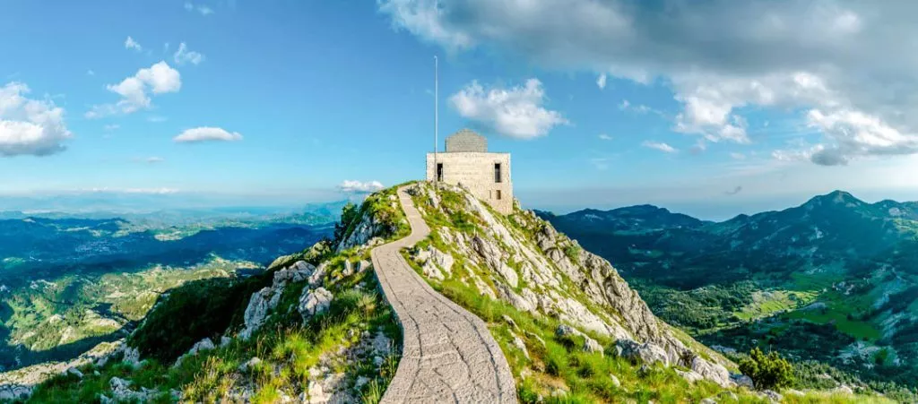 montenegro ausblick njegos mausoleum Montenegro Ausblick Njegos Mausoleum