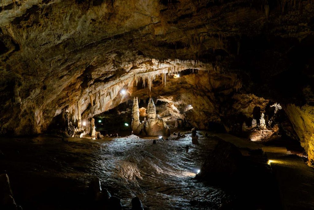 montenegro lipa hoehlen