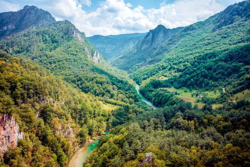 montenegro zabljak aussicht auf die tara schlucht