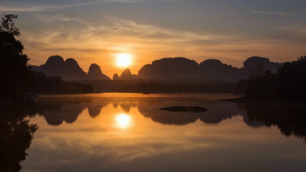 nong thale lake beim sonnenaufgang krabi ao nang thailand