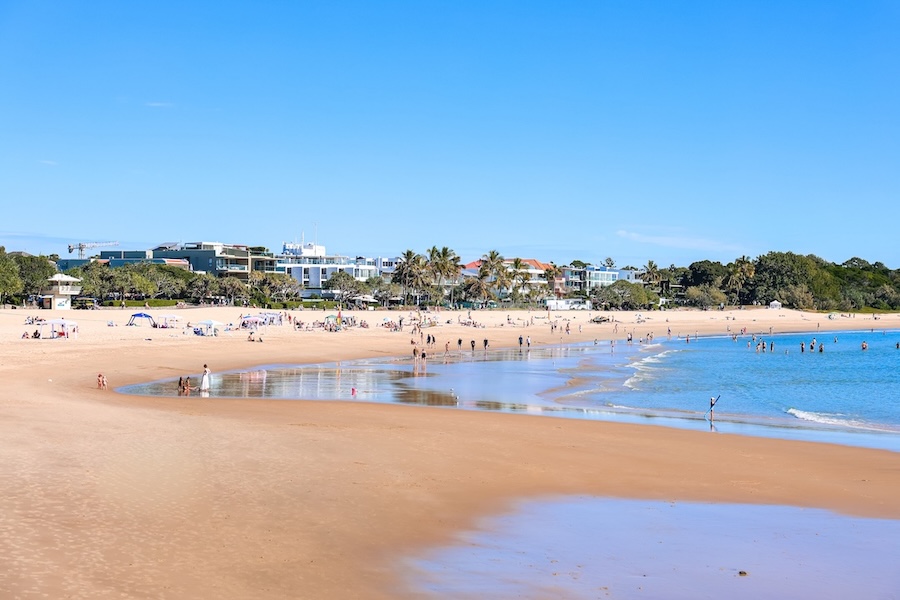 noosa queensland main beach