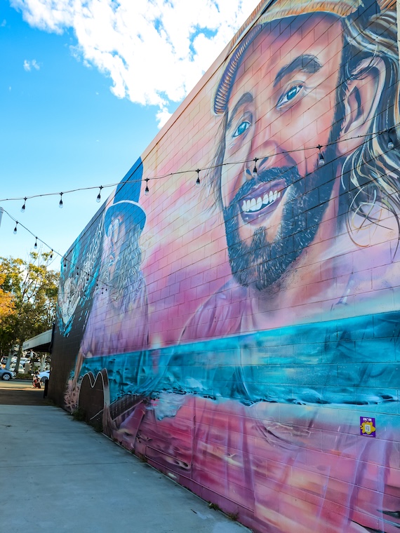 noosa queensland noosa junction art mural laneways surfer