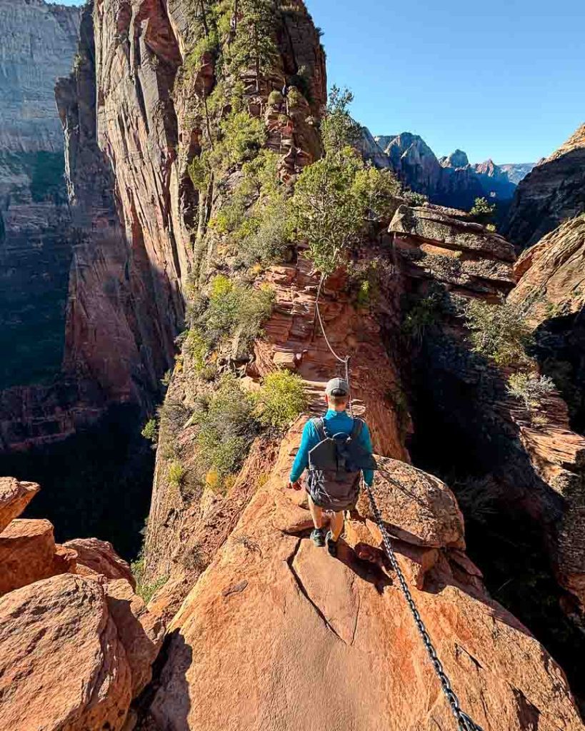 abschüssiger Grat bei Angels Landing, Utah