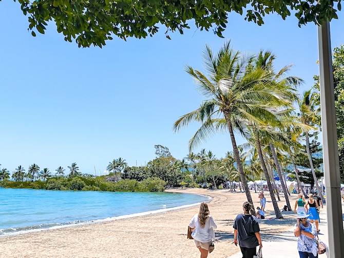 Airlie Beach & Whitsundays, Australien, Spaziergang an der Promenade