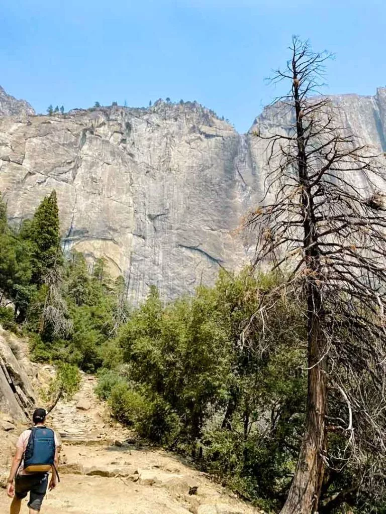 ausgetrocknete upper yosemite falls Ausgetrocknete Upper Yosemite Falls