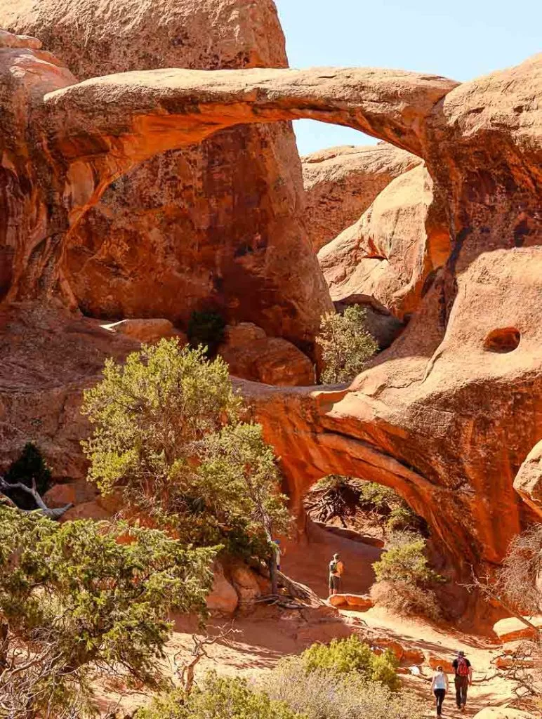 Double O Arch beim Devils Garden Trail, Utah