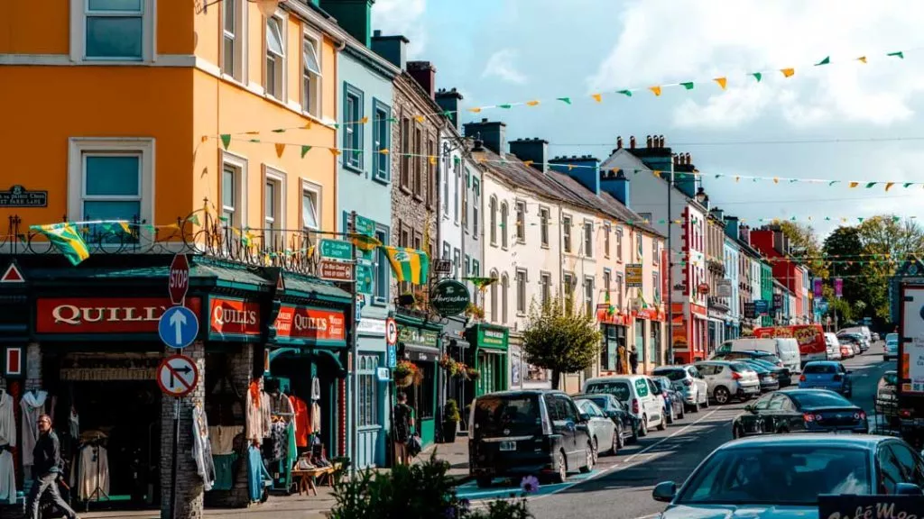 Irland Kenmare Straßenbild