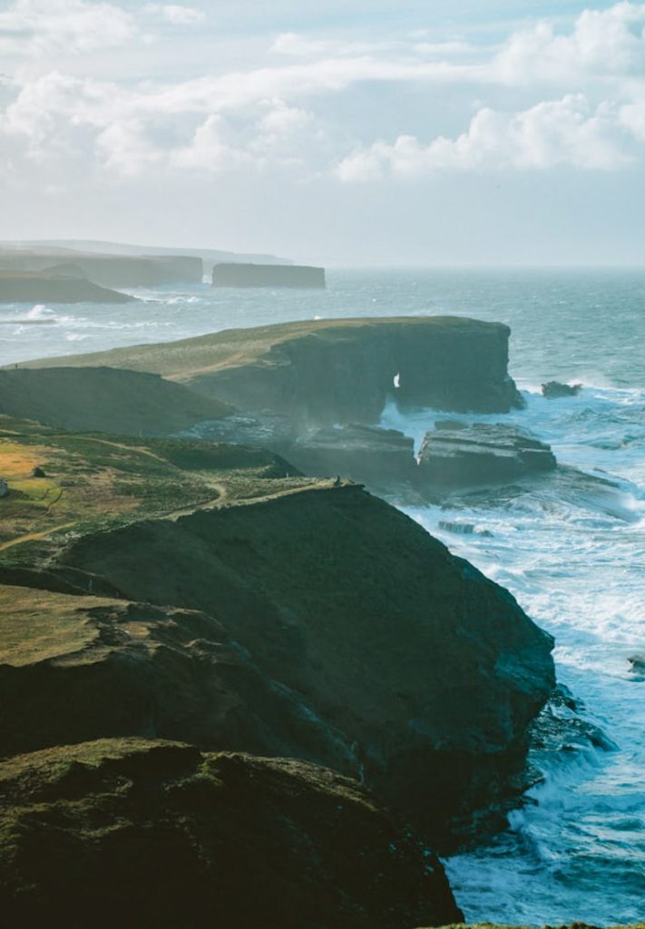 irland-kilkee-cliffs-georges-point