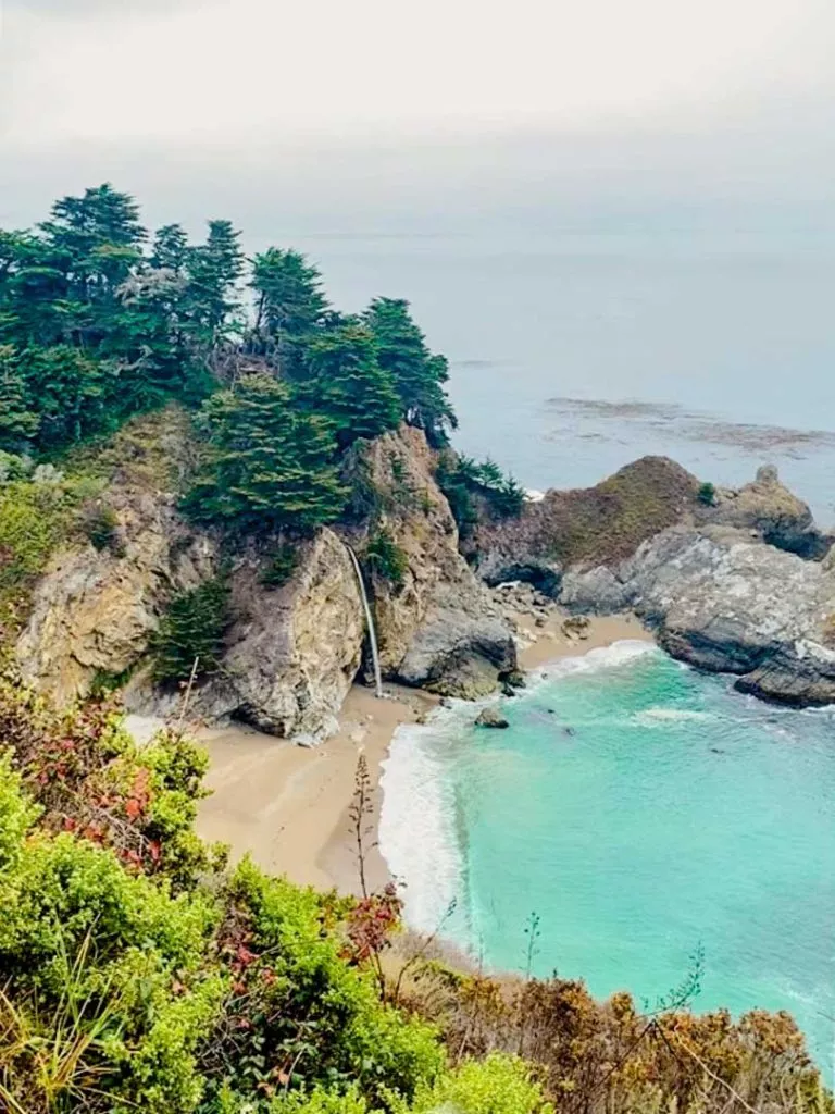McWay Falls Blick vom Highway One Kalifornien USA