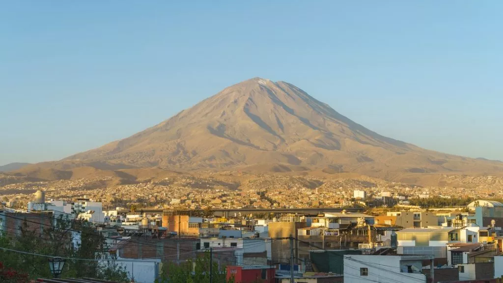 Peru_Arequipa_Blick auf den Vulkan Misti