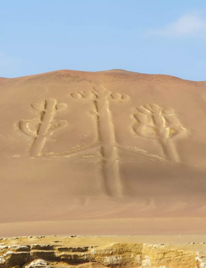 Peru_Paracas_El Candelabro Zeichen im Sand