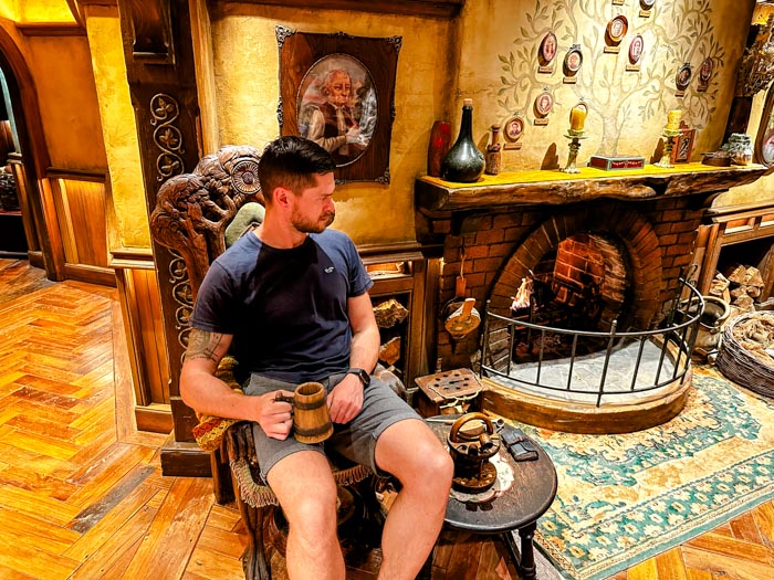 rotorua neuseeland sehenswuerdigkeiten hobbiton haus von innen Rotorua Neuseeland, Sehenswürdigkeiten, Hobbiton-Haus von innen