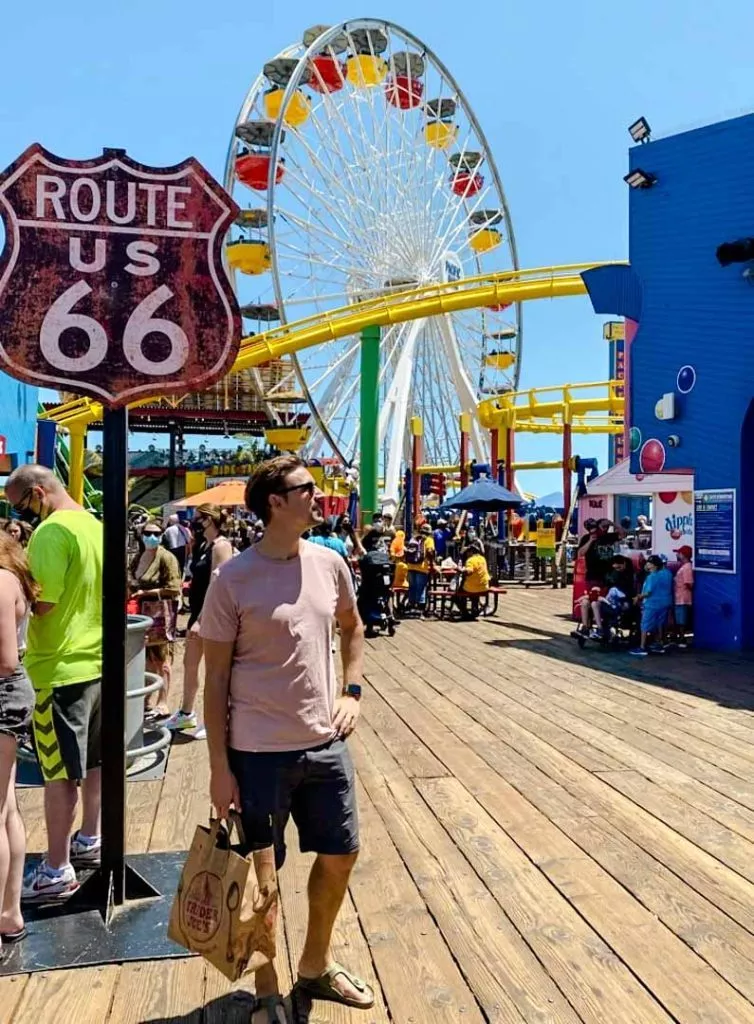 Santa Monica Peer Ende der Route 66 Schild Riesenrad Kalifornien Highway One USA