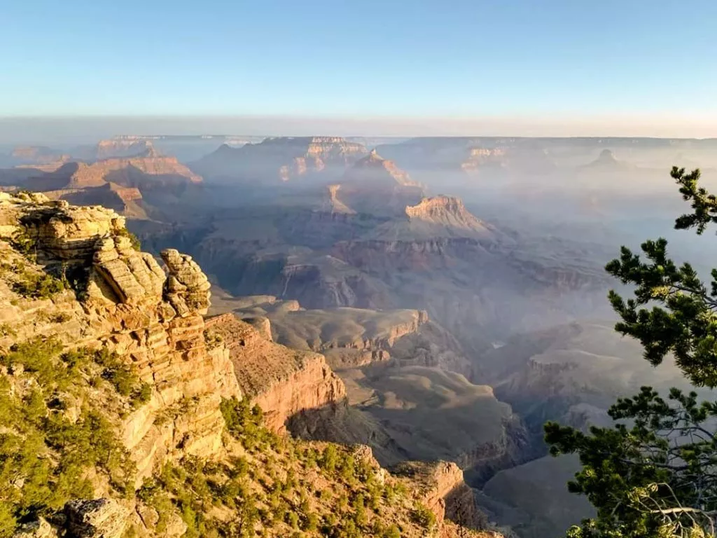 Sonnenaufgang am Mather Point im Grand Canyon USA
