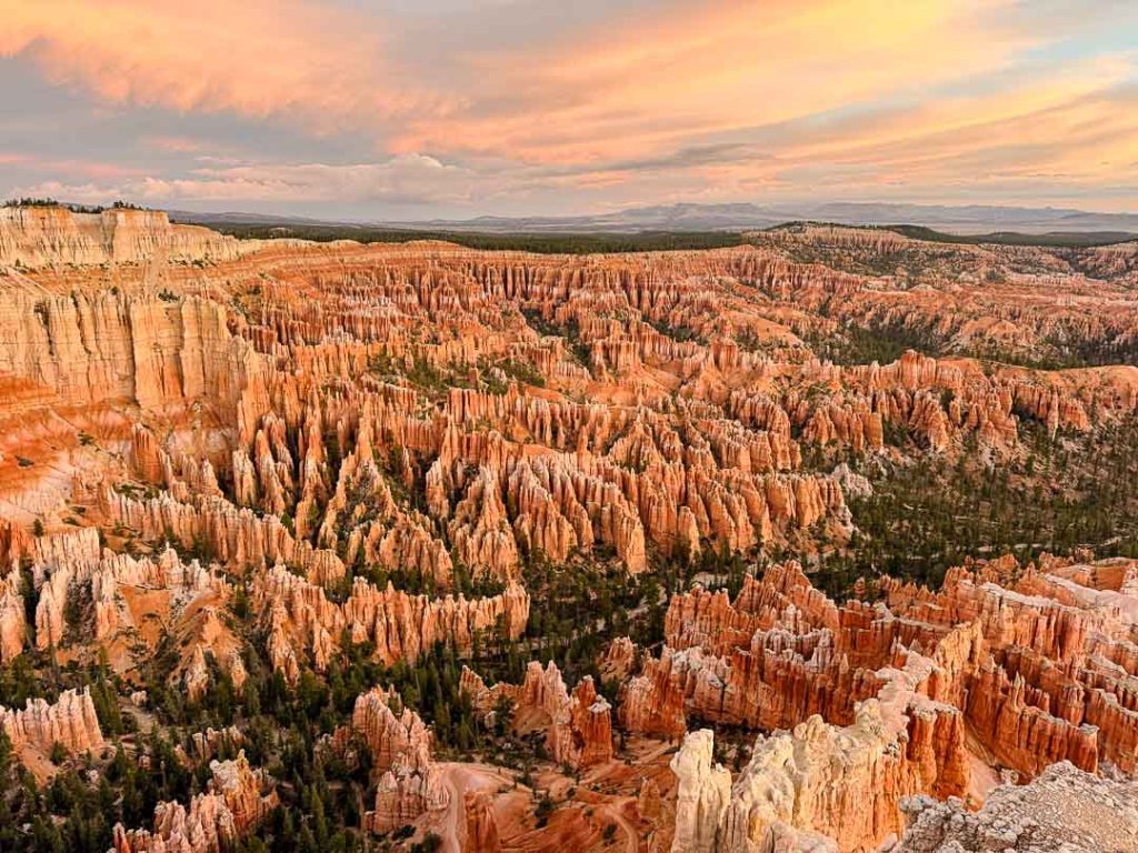 Sonnenaufgang beim Bryce Point während Utah Rundreise