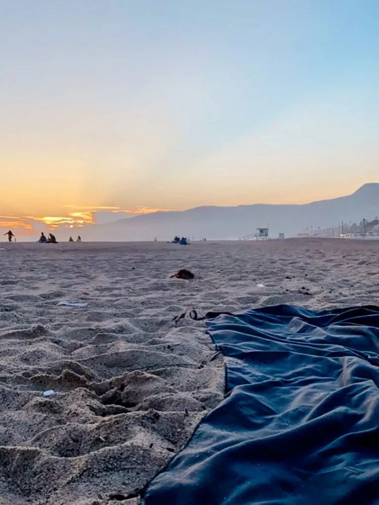 Sonnenuntergang am Zuma Beach in Malibu am Highway One Kalifornien USA