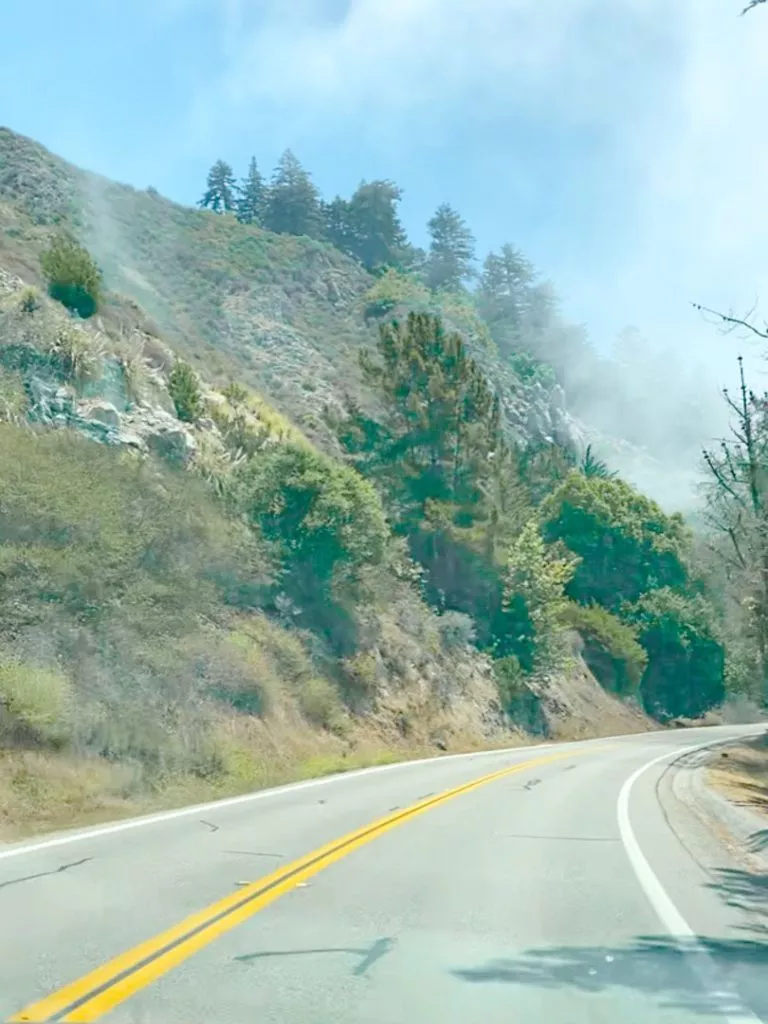 Straße am Big Sur Highway One Kalifornien USA