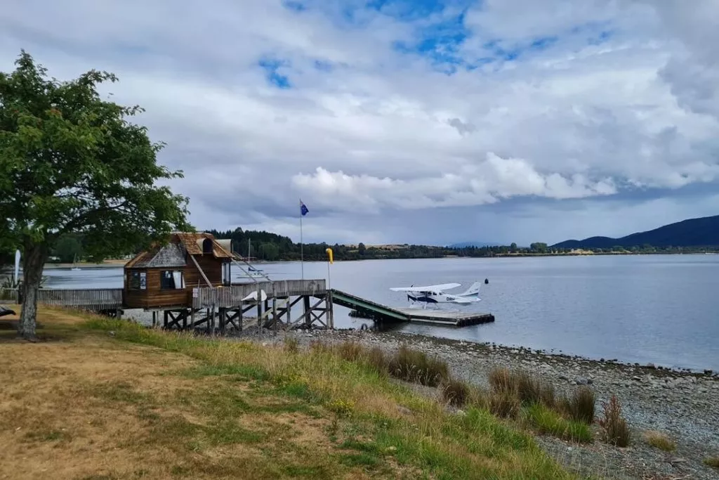 Te Anau See Flugzeug