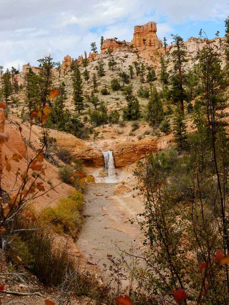 Wasserfall bei Mossy Cave Trail, Utah