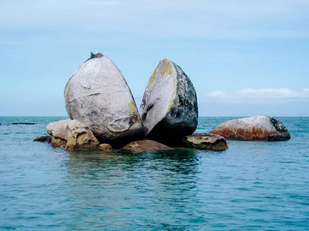 abel tasman nationalpark neuseeland split apple rock Abel Tasman Nationalpark, Neuseeland, Split Apple Rock
