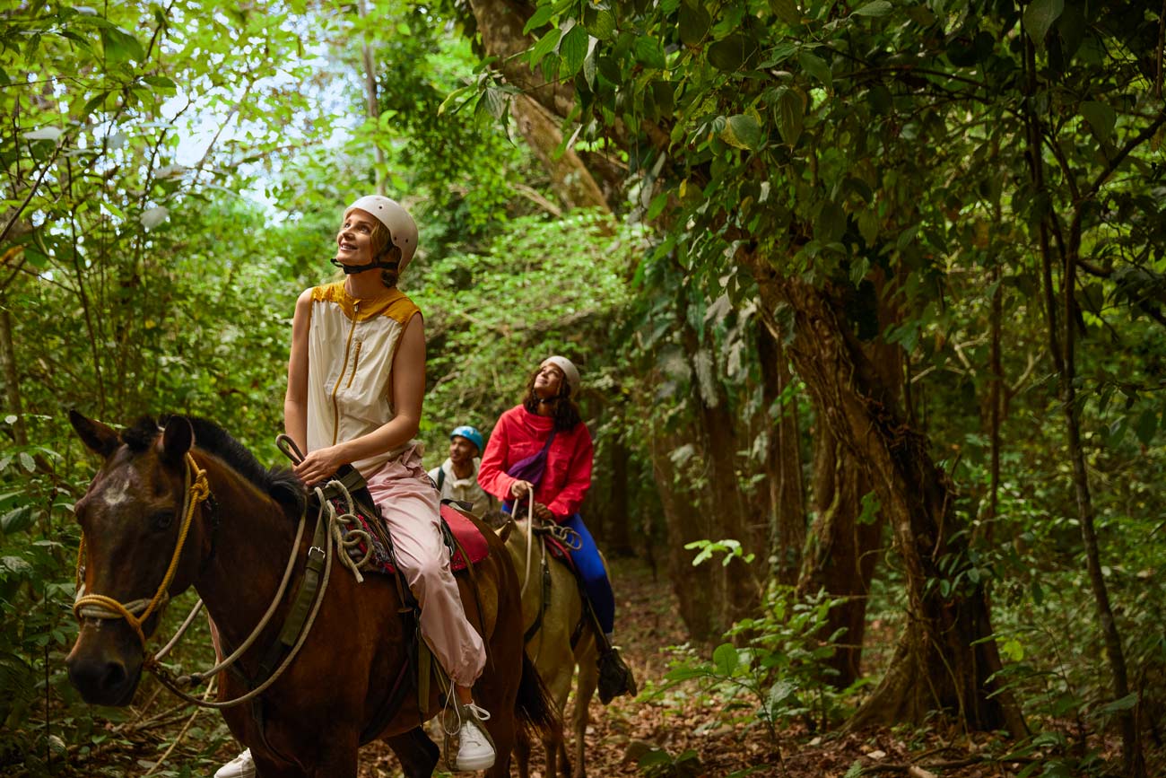 Botanika Osa Peninsula in Puerto Jimenez