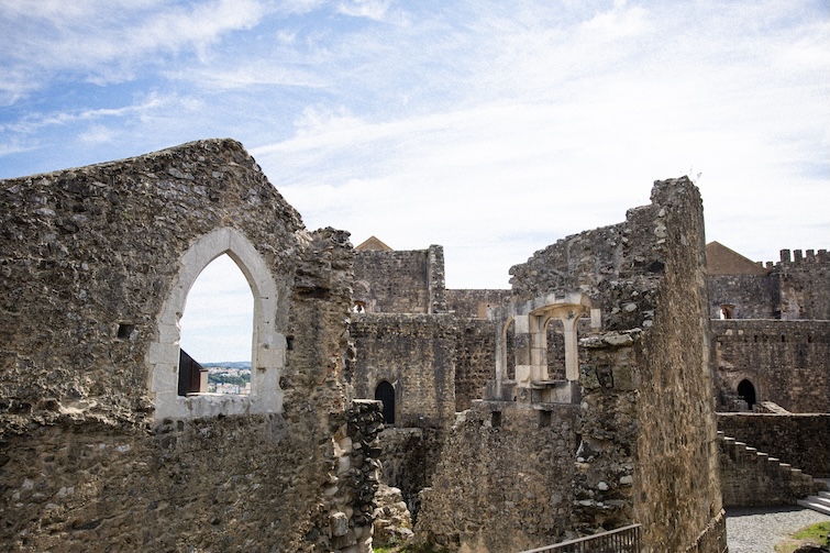 Coimbra, Portugal, Castelo de Leiria, altes Gemäuer