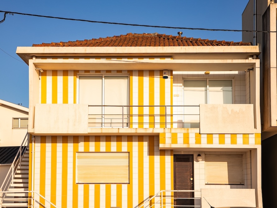 Coimbra, Portugal, Haus mit Streifen