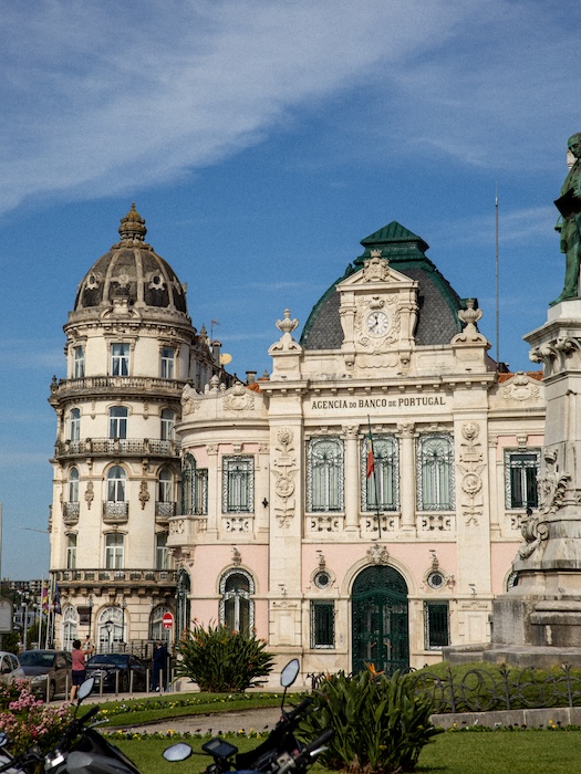 Coimbra, Portugal, Largo da Portagem, Häuser