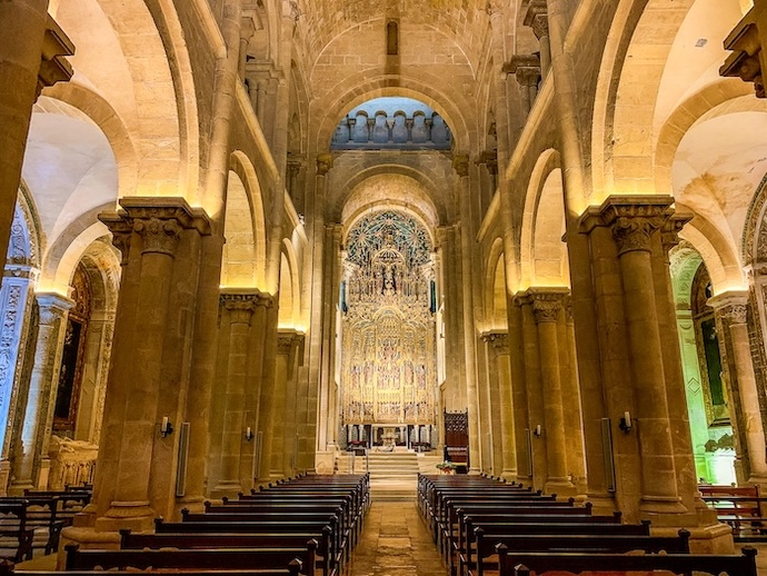 Coimbra, Portugal, Sé Velha, von innen