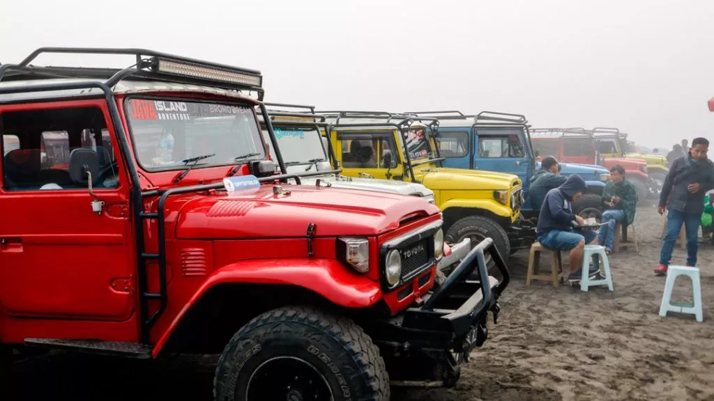 Jeep-Parkplatz beim Bromo Vulkan