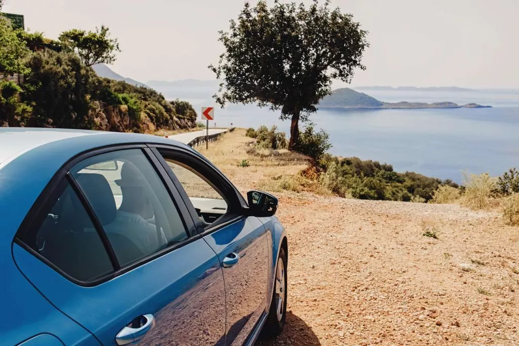 Mietwagen in Italien am Strand