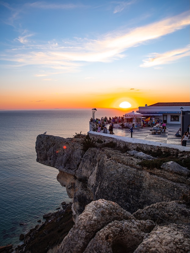 Nazaré, Portugal, Miradouro del Suberco, Aussicht bei Sonnenuntergang