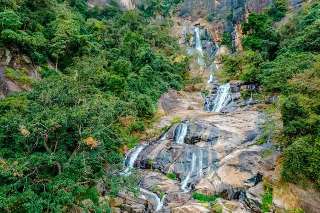 sri lanka ella ravana wasserfall 2 Sri Lanka Ella Ravana Wasserfall 2